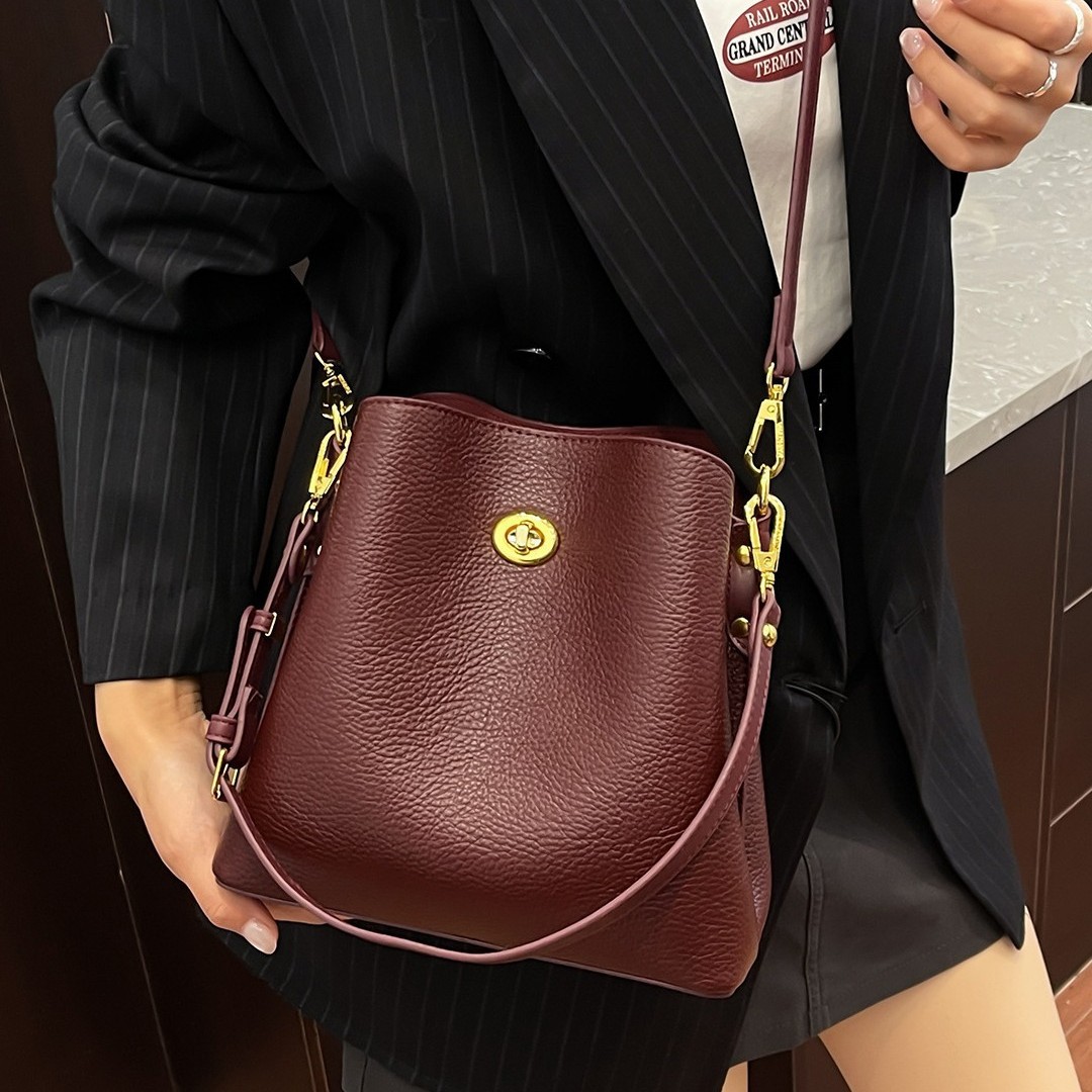 Модные женские сумки из искусс – обзор и цена Luxury Bags Without Logo
