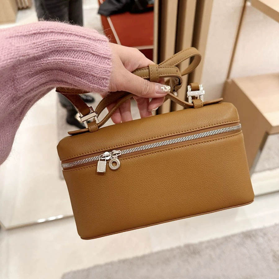Элегантная женская сумка через – обзор и цена Luxury Bags Jacquemus