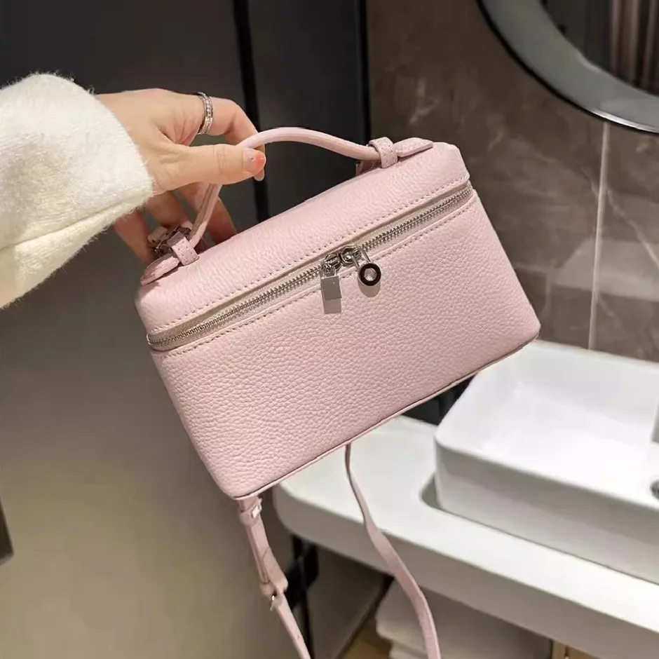 Элегантная женская сумка через – обзор и цена Luxury Bags Jacquemus